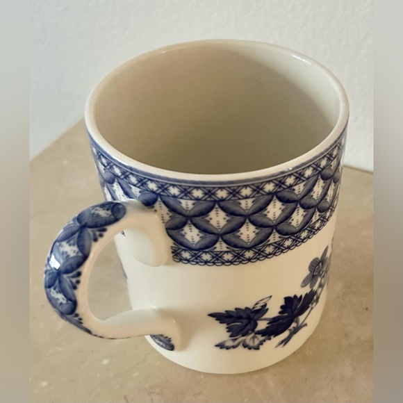 Spode Blue Room Geranium Mug - Picture 6 of 8